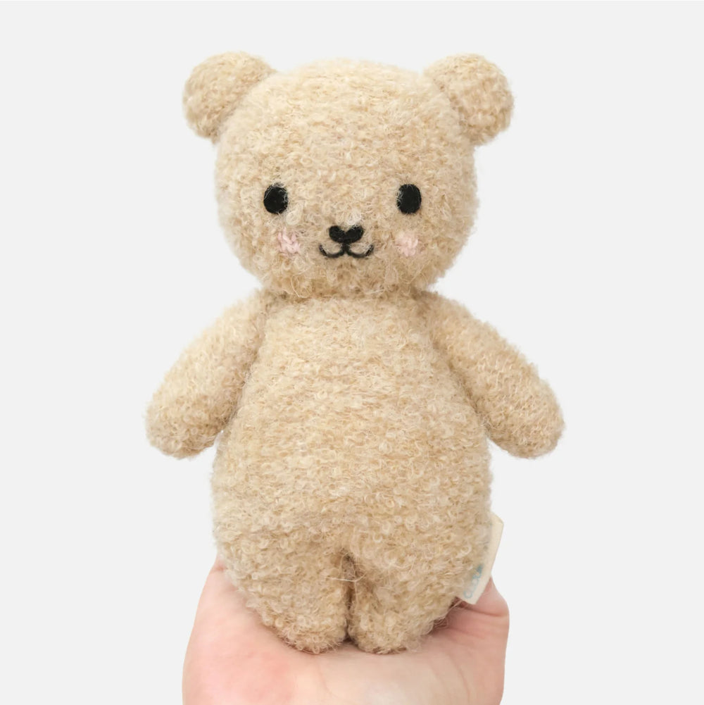 Baby bouclé bear (honey) - Cuddle & Kind