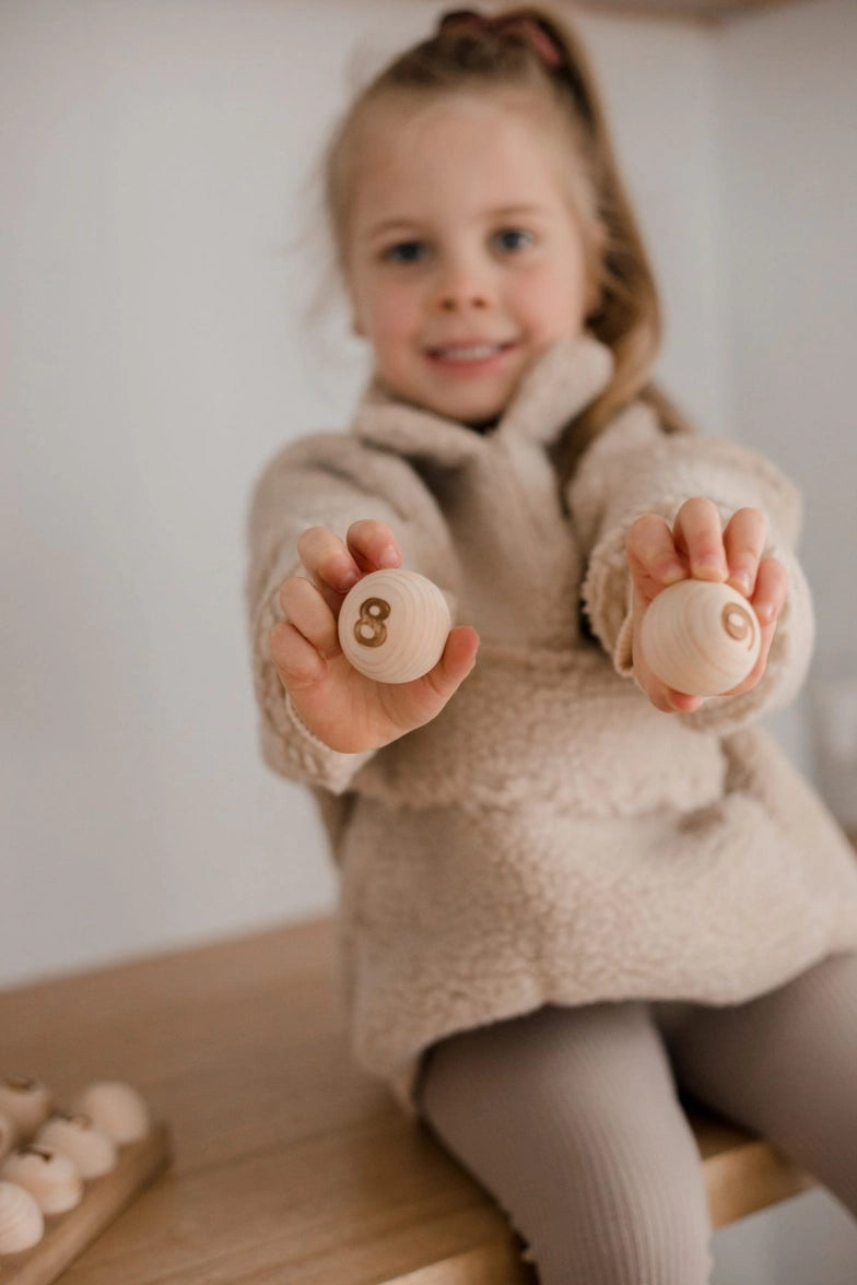 Count Me Egg Stand - Q Toys