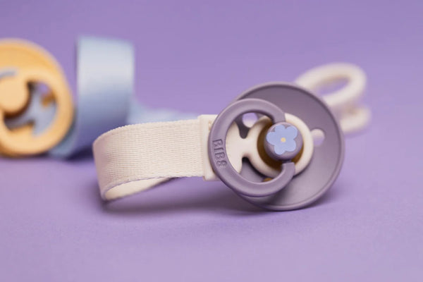 Pacifier Clip Loop - Ivory - Bibs Denmark