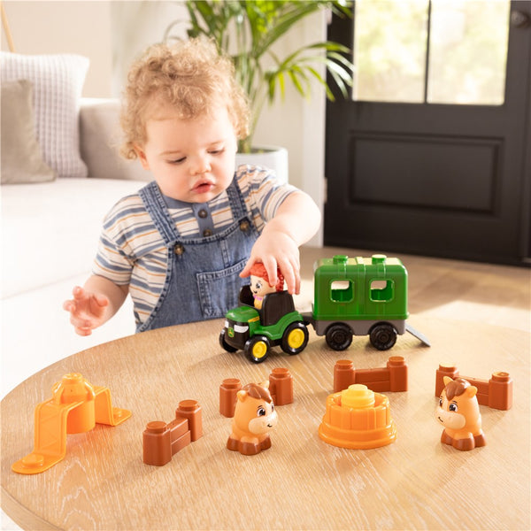 Build-A-Buddy Stackers 15-piece JD Horse Set - John Deere