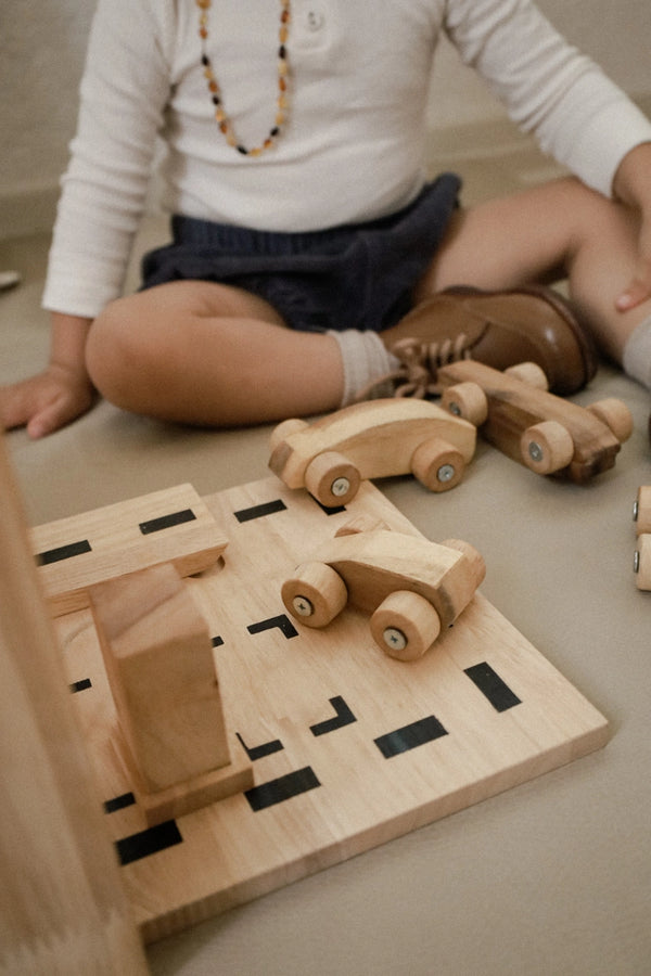 Portable Car Park Set - Q Toys