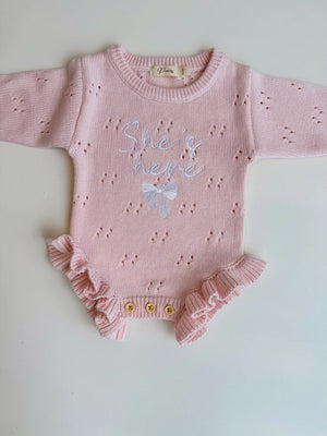 She's Here Bow - Pointelle Frill Romper | Baby Pink - Petite & Co