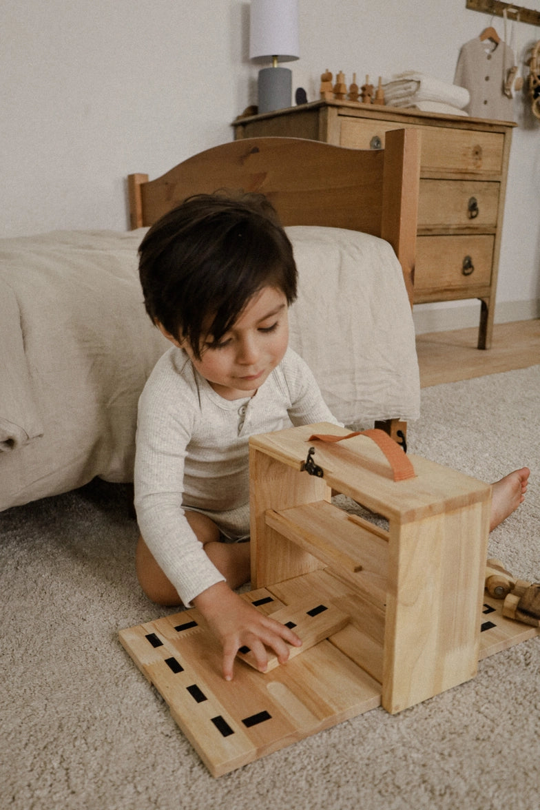 Portable Car Park Set - Q Toys