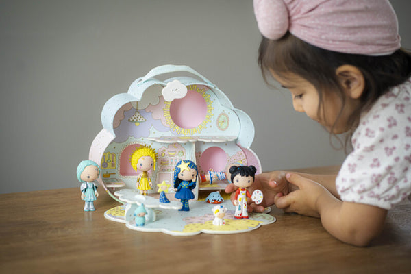 Sunny & Mia House - Tinyly