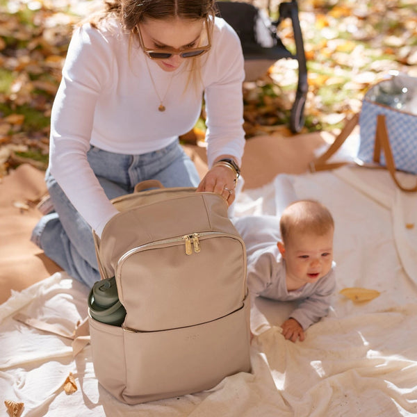 Multitasker Nappy Backpack - Oat Vegan Leather - OIOI