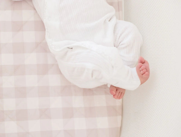 Small Oval/Moses/Snoo Fitted Waterproof Sheet | Blush Gingham - Bambella Designs