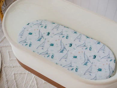 Small Oval/Moses/Snoo Fitted Waterproof Sheet | Turtle Bay - Bambella Designs
