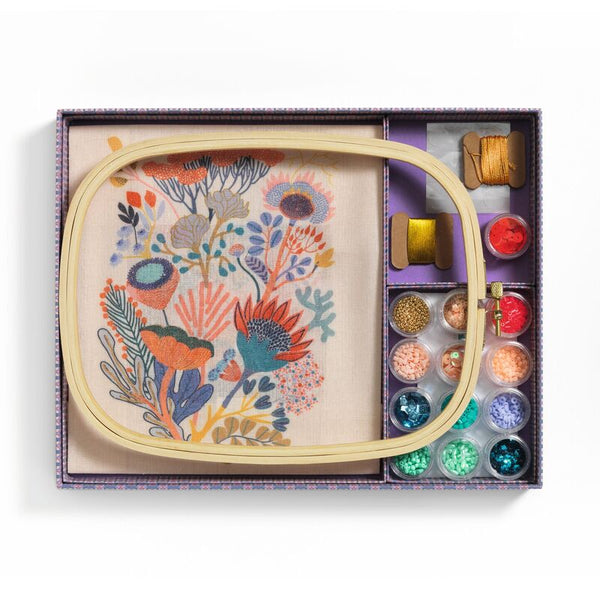 Floral Beadwork Embroidery Kit - Djeco
