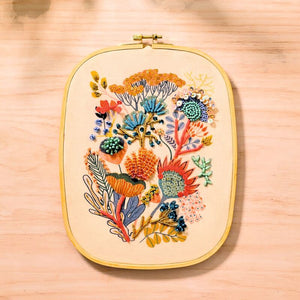 Floral Beadwork Embroidery Kit - Djeco