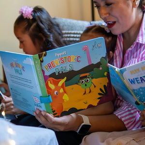 Light-Up Library - Pippa's Prehistoric Pals - Jellystone