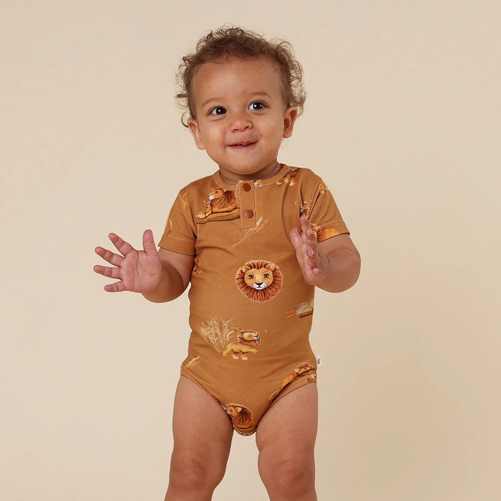Roar Short Sleeve Organic Bodysuit - Snuggle Hunny