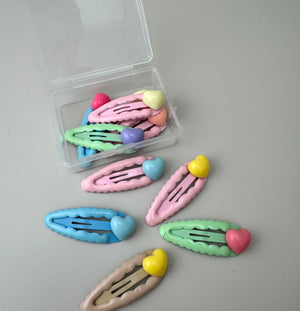Acrylic Heart Snap Clip Set - Peppa Penny