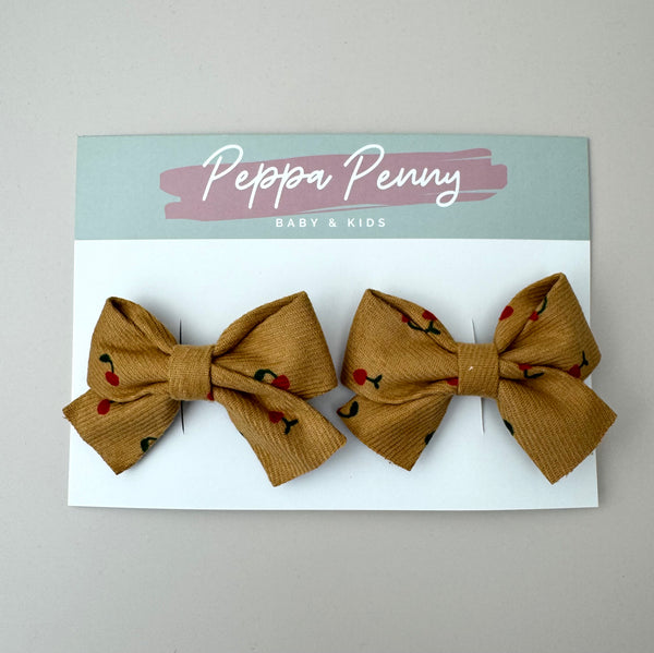 Bow Clip set with Cherries - Tan - Peppa Penny