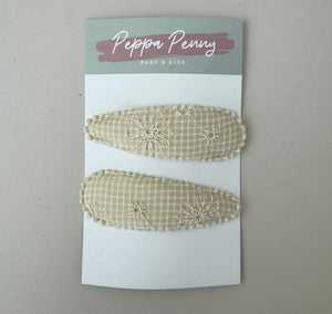 Linen Snap Clip Duo - Gingham Beige - Peppa Penny