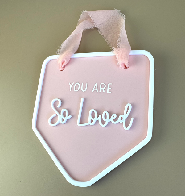 Decor Wall Banner - You are so loved - Luma Light