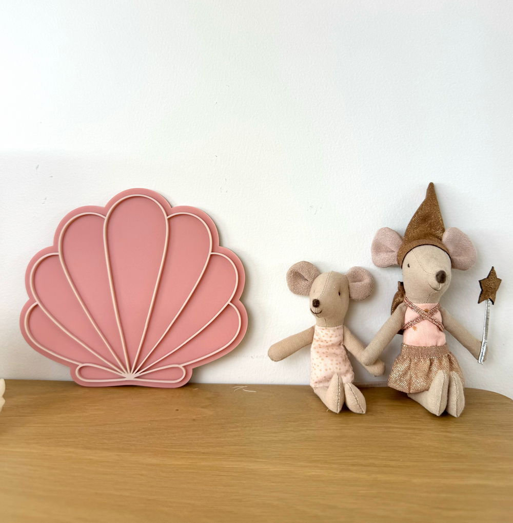 Acrylic Decor Shapes - Mermaid Shell - Luma Light