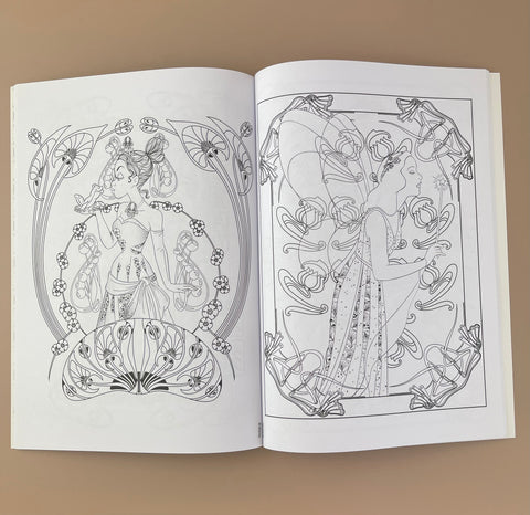 Disney 100 Years of Wonder: Colouring Book