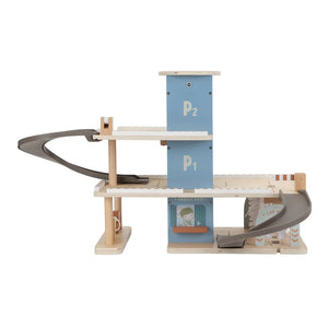 Wooden Garage - Little Dutch