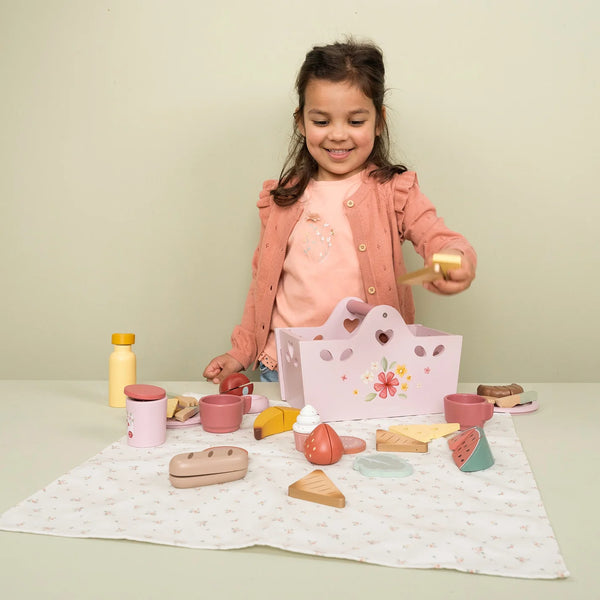 Wooden Picnic Set - Little Dutch