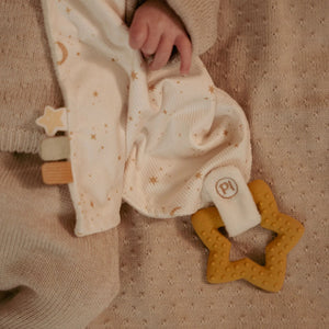 Cuddle Cloth with Teething Ring - Little Dutch