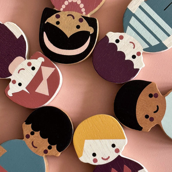 Doll Family with Dog - Mentari