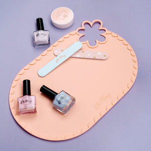 Mess Free Nail Painting Mat - Oh Flossy