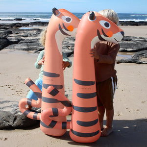 Inflatable Noodle - Tino the Tiger - Sunnylife