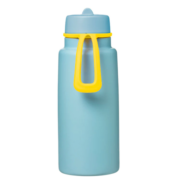 Insulated Flip Top 1 Litre Bottle - pool side - B Box