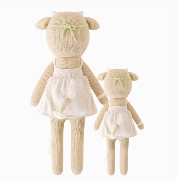 Amelia the Cow - Cuddle & Kind