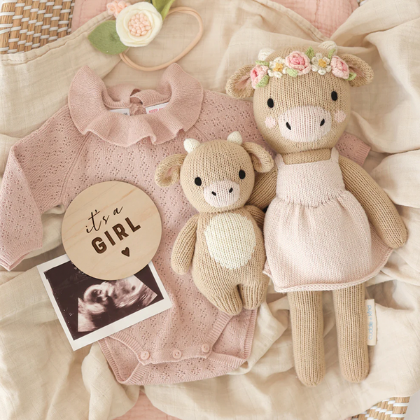 Amelia the Cow - Cuddle & Kind