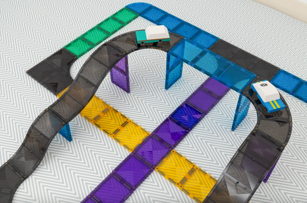 Roads Ramps and Intersections Pack - 16 piece - Connetix Tiles