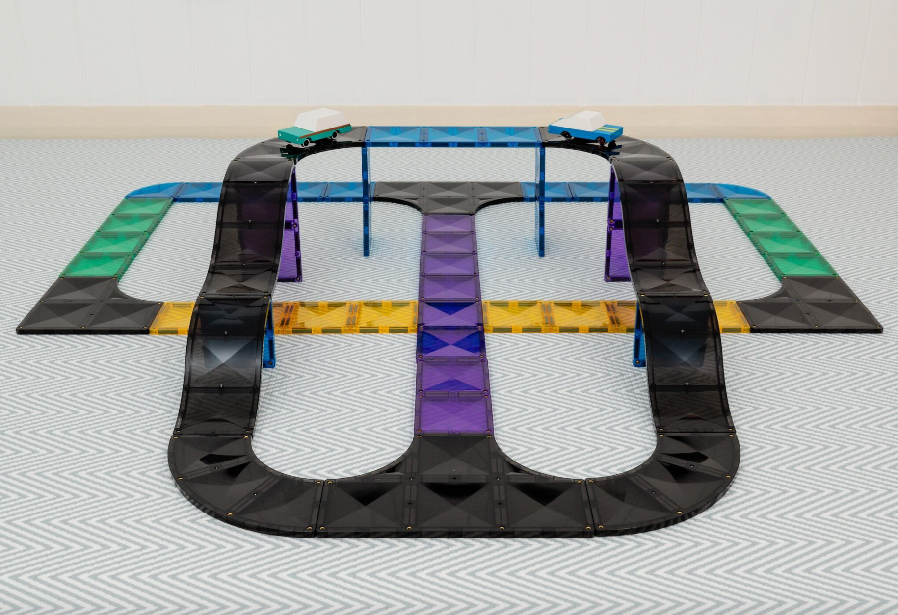 Roads Ramps and Intersections Pack - 16 piece - Connetix Tiles