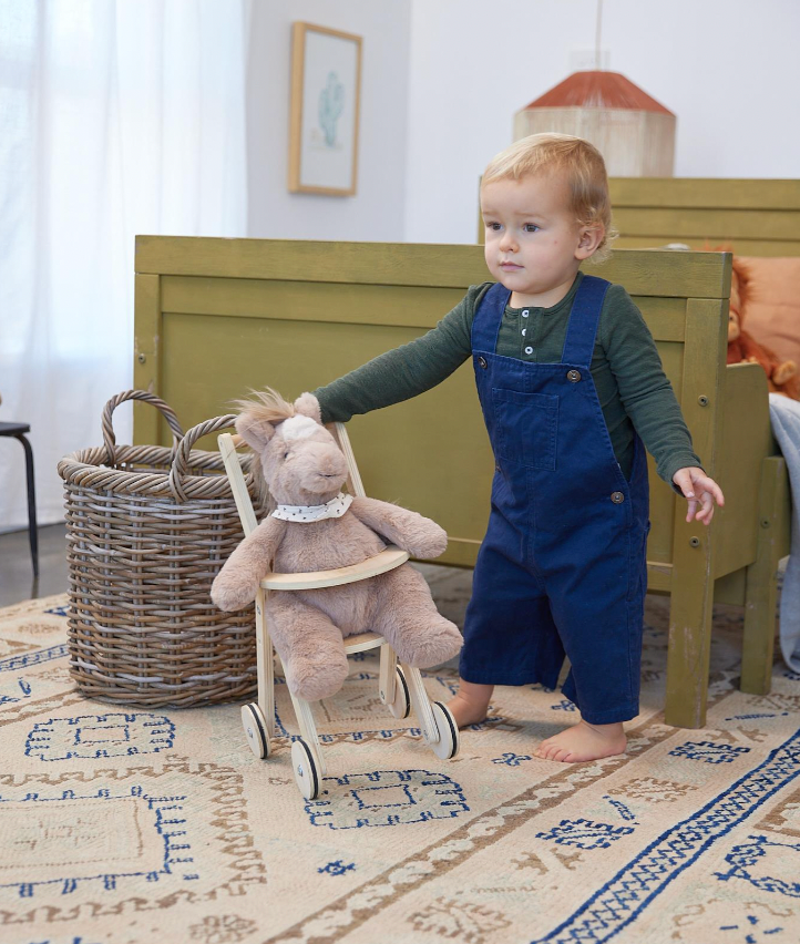 Harvey the Horse - Nana Huchy