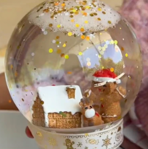 DIY Christmas Snow Globe - Jellystone