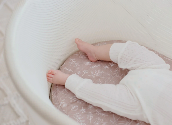 Small Oval/Moses/Snoo Fitted Waterproof Sheet | Bee Kind - Bambella Designs