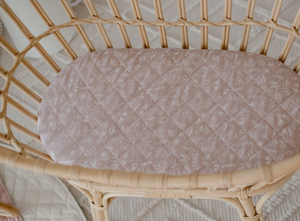 Small Oval/Moses/Snoo Fitted Waterproof Sheet | Bee Kind - Bambella Designs