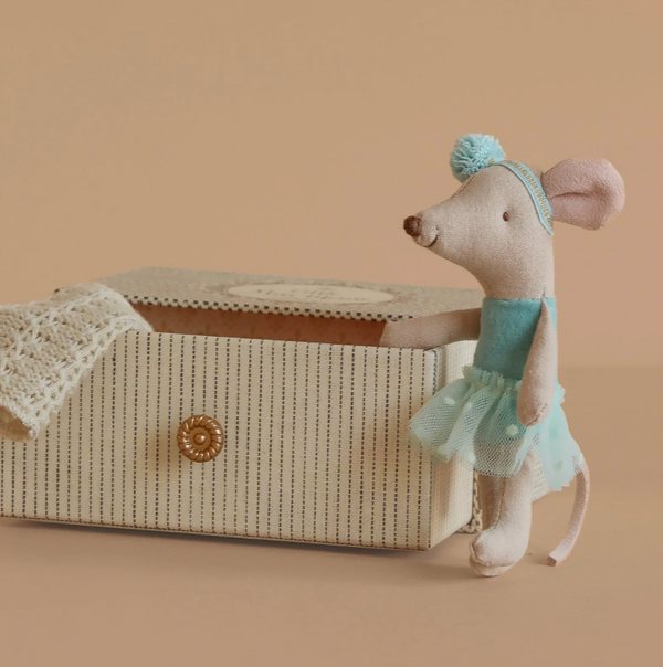 Dance Mouse in Daybed Little Sister - Maileg