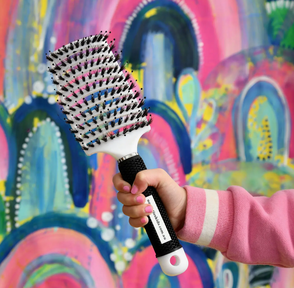 Detangler Hair Tamer Brush - White - No Nasties