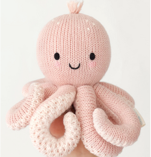 Baby octopus (soft coral pink) - Cuddle & Kind