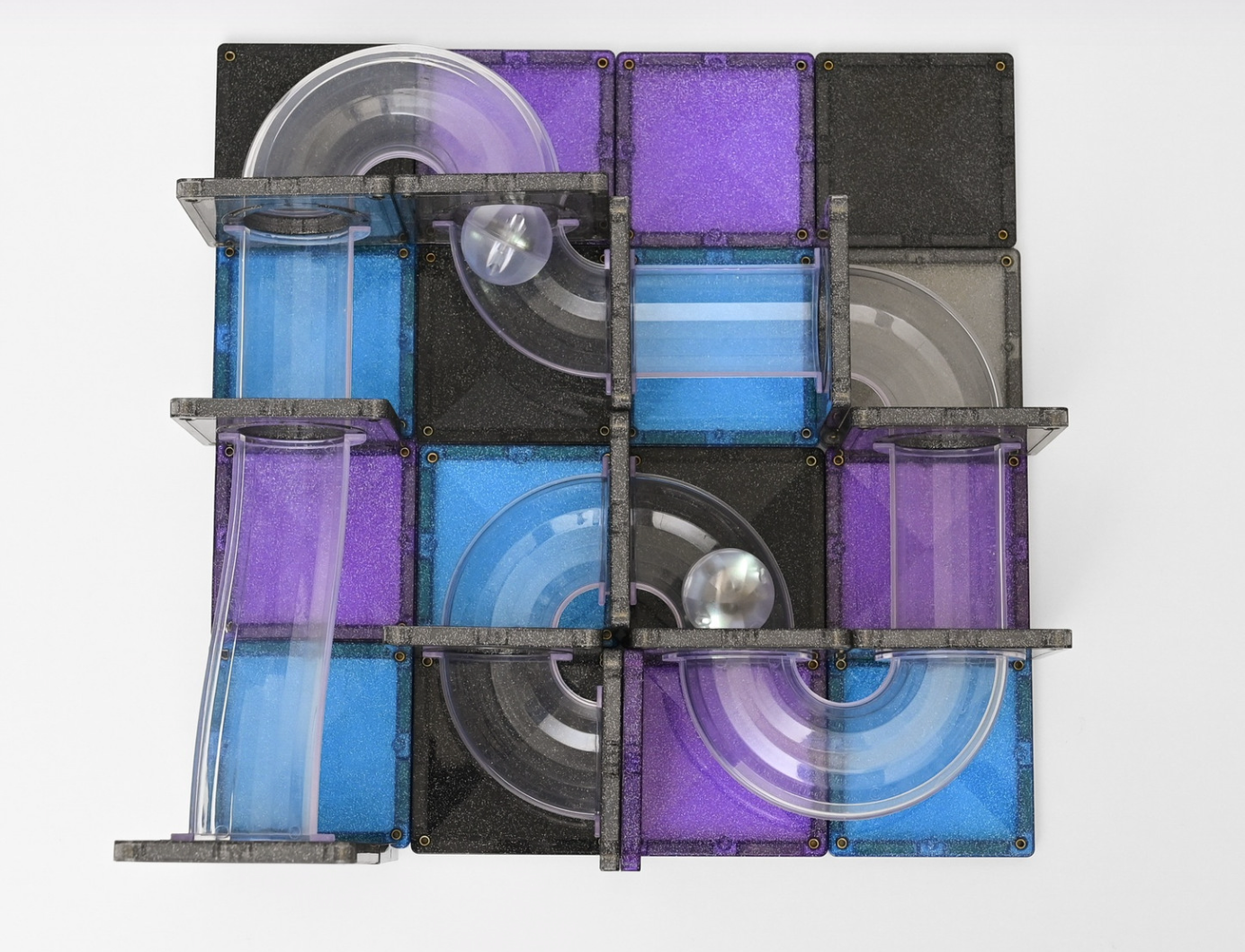 Ball Run Galaxy Pack 61 pc - Connetix Tiles