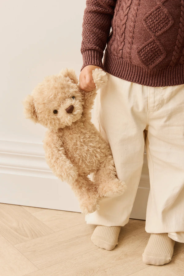 Snuggle Bunnies - Arthur the Bear - Jamie Kay