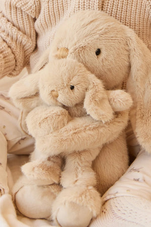 Snuggle Bunnies - Frankie the Hugging Bunny - Caramel - Jamie Kay