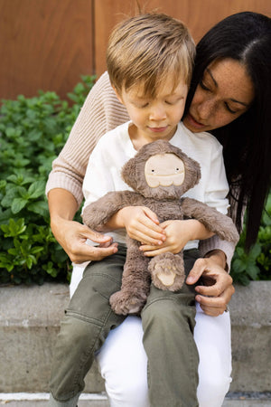 Bigfoot Kin Set - Soft Toy + Books - Slumberkins