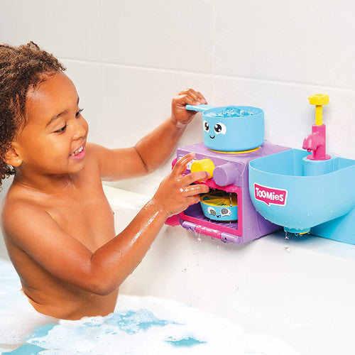 Bubble & Bake Bathtime Kitchen - Tomy