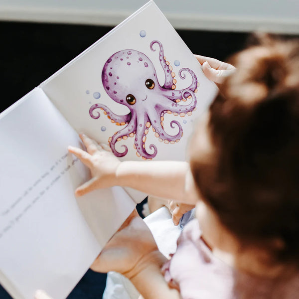 Big Sister Keepsake Book - Little Love Chapters