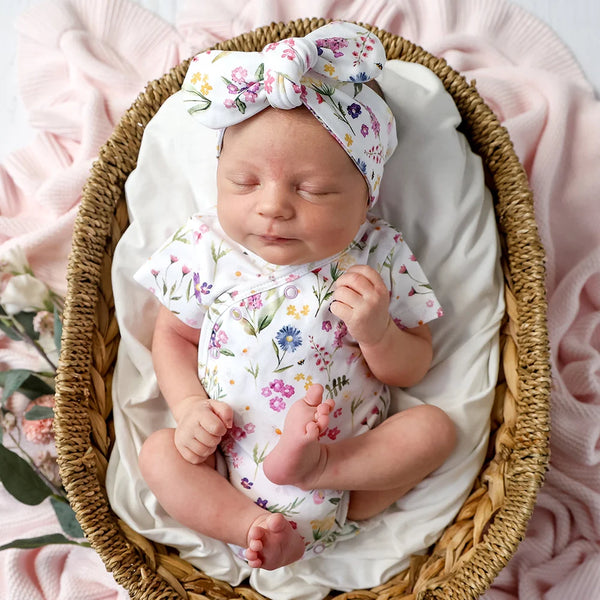 Gracie Short Sleeve Organic Bodysuit - Snuggle Hunny