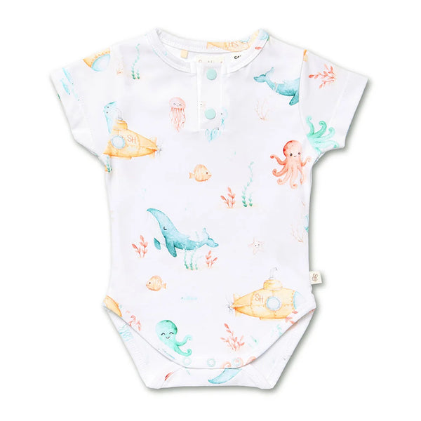 Little Subs Short Sleeve Organic Bodysuit - Snuggle Hunny