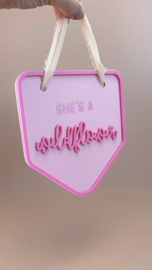 Decor Wall Banner - She's a wildflower - Luma Light