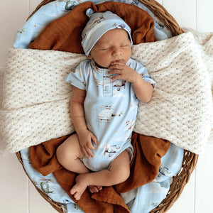 Taking Flight Short Sleeve Organic Bodysuit - Snuggle Hunny