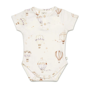Up & Away Short Sleeve Organic Bodysuit - Snuggle Hunny